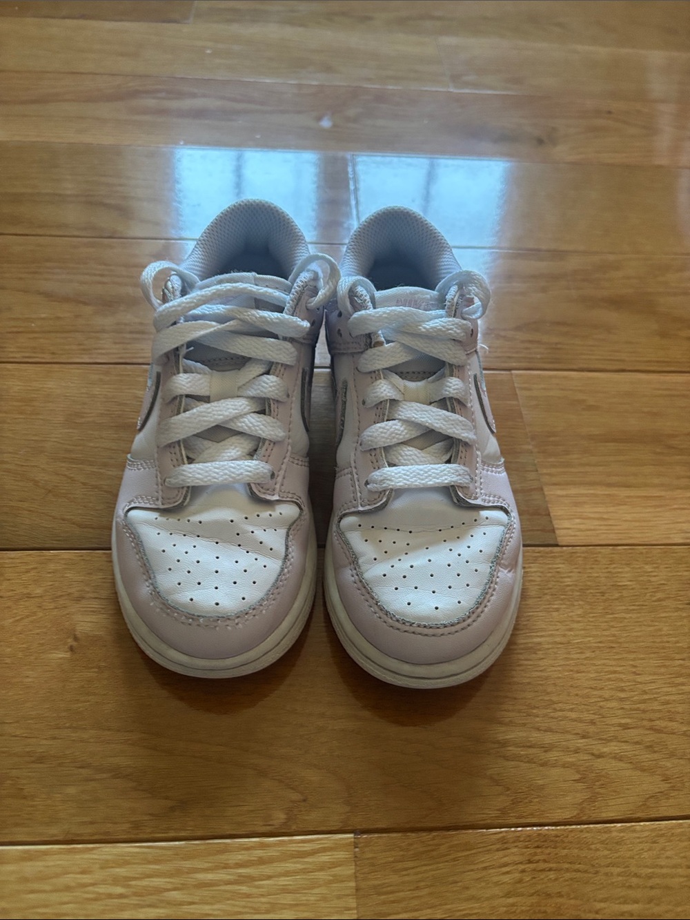 Nike Kids White and Light Pink Low-Top Sneakers